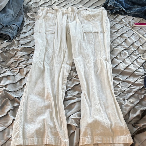 Miss Lili Pants - Miss Lili White Wide Leg Pants
